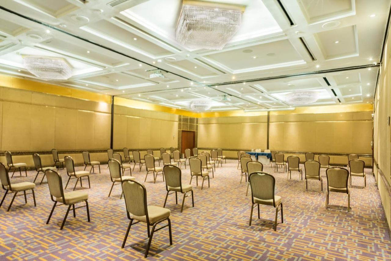 Bogota Plaza Hotel Екстер'єр фото The ballroom