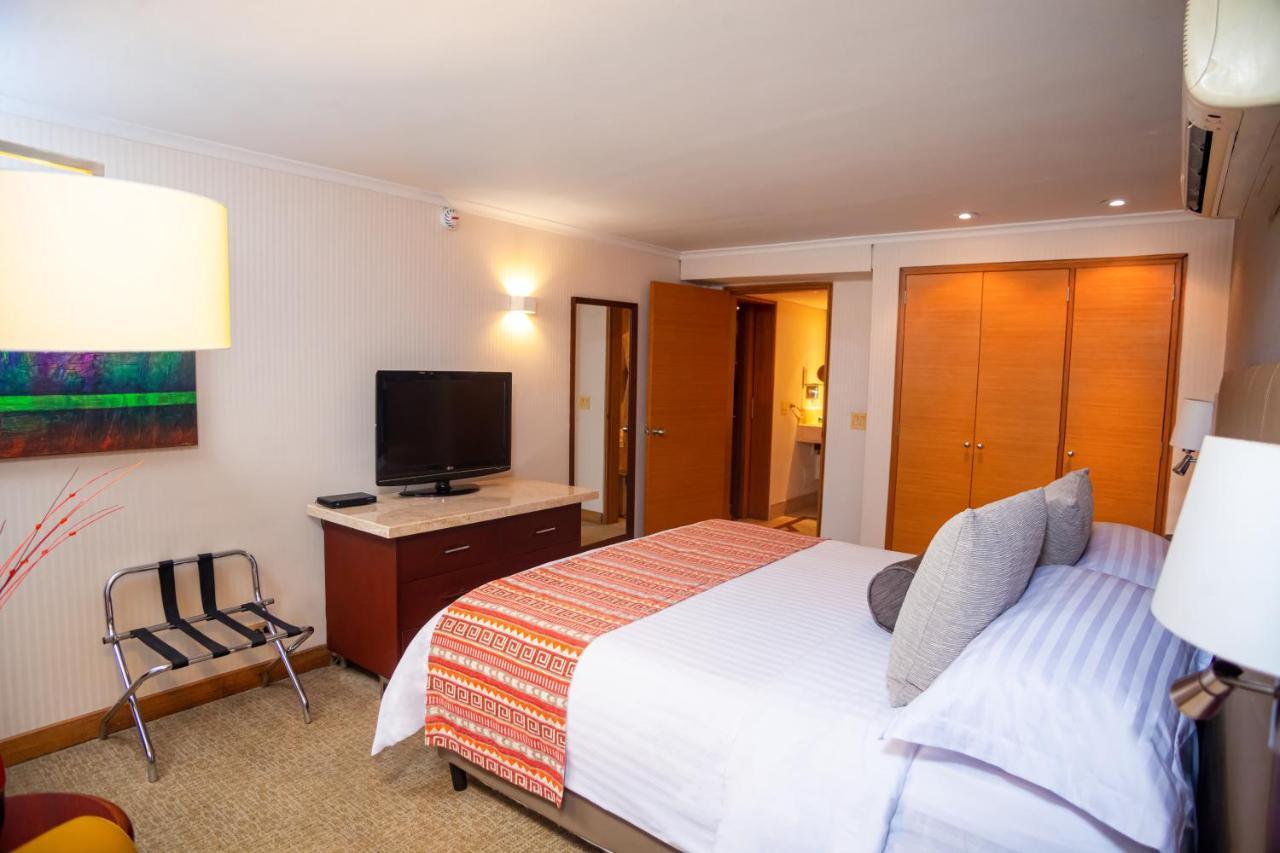 Bogota Plaza Hotel Екстер'єр фото A bedroom at the hotel