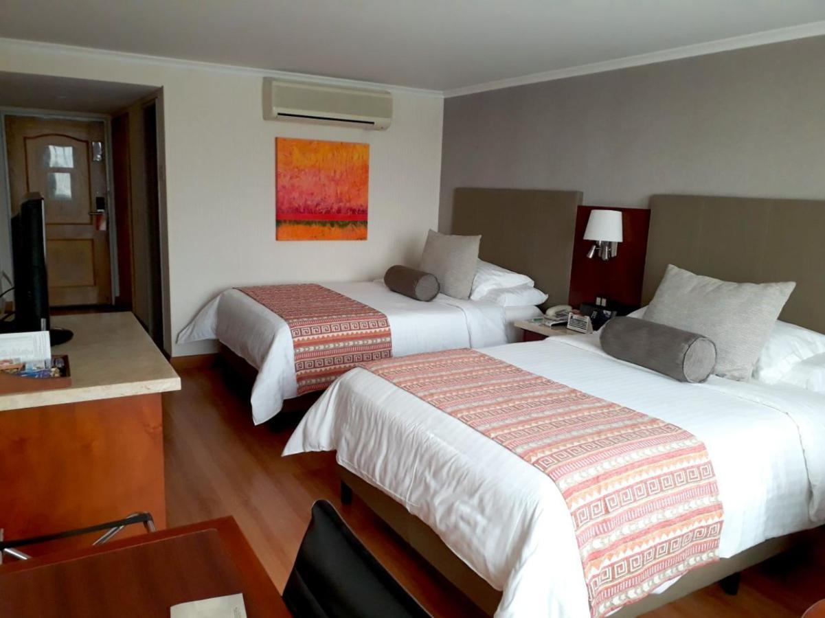 Bogota Plaza Hotel Екстер'єр фото A room at the hotel